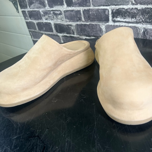 Jacquemus Bricciola suede mules - size 6 - Picture 7 of 12